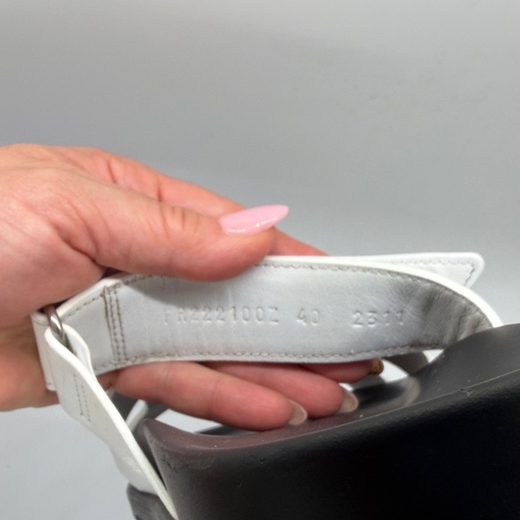 Hermes Black and White Women's Sandals - Picture 10 of 17